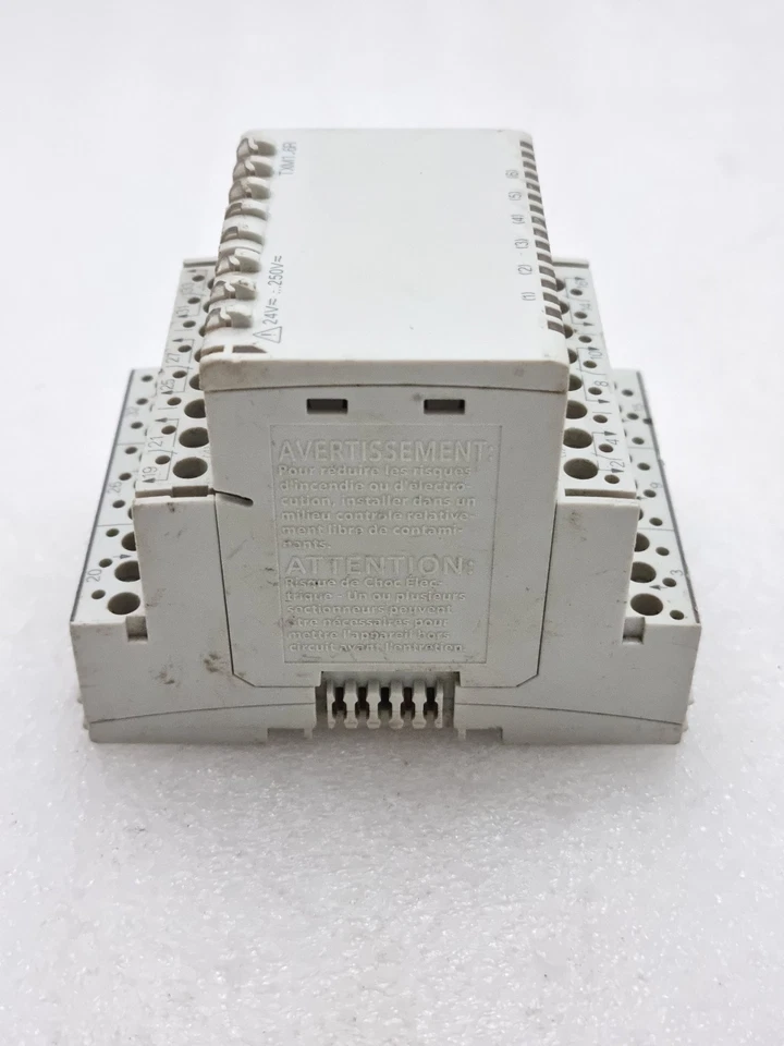 SIEMENS TXM1.6R Relay Output Module 180323D686984 TXM1.6R